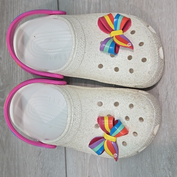 Crocs Kids Girl Colorful Strap Clogs Mule Shoes Sz J2 - Picture 3 of 11